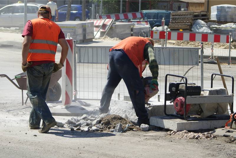 Maçon en voirie et réseaux divers